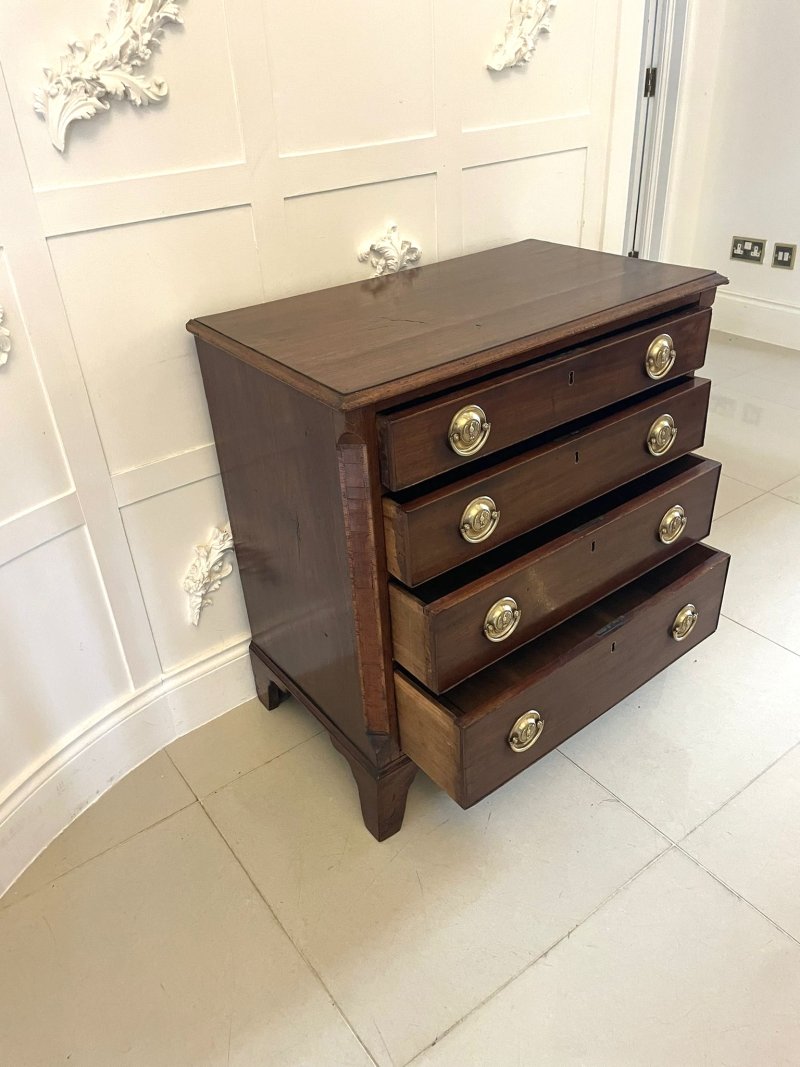 Small Antique George III Quality Mahogany Chest of Four Drawers - Image 5